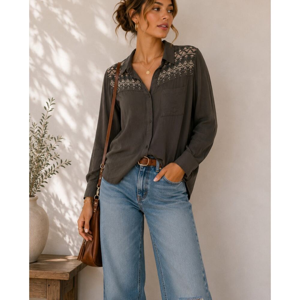 Anthropologie Staring Stars Green Embroidered Boho Long Sleeve Blouse Womens S